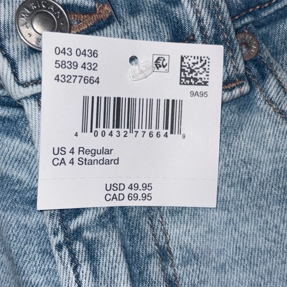 American Eagle Stretch Mom Jean - Picture 7 of 13